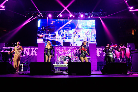 080418_HONDA_CENTER_0045