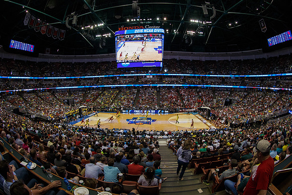 032616_HONDA_CENTER_0112