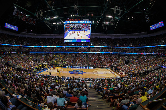 032616_HONDA_CENTER_0110