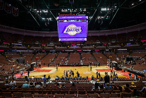 102116_HONDA_CENTER_0116
