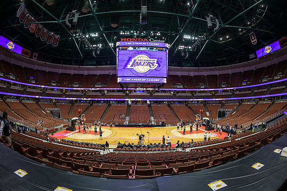 102116_HONDA_CENTER_0106