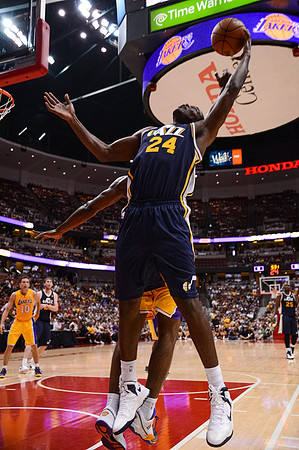 101612_HONDA_CENTER_0027