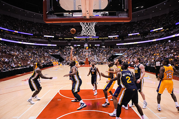 101612_HONDA_CENTER_0022