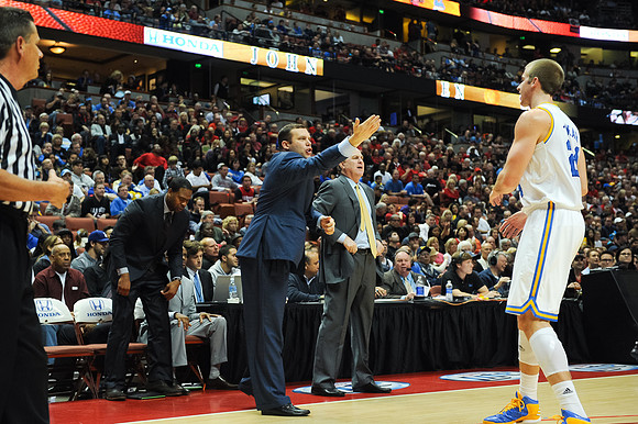 120112_HONDA_CENTER_0204