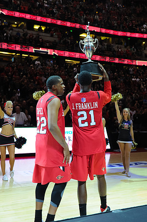 120112_HONDA_CENTER_0293