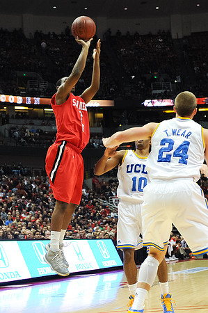 120112_HONDA_CENTER_0177