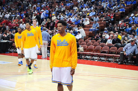 120112_HONDA_CENTER_0244