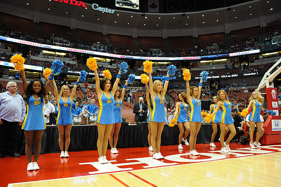 120112_HONDA_CENTER_0028