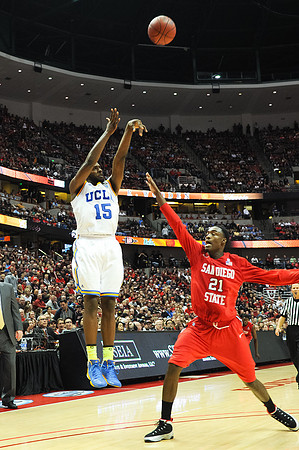120112_HONDA_CENTER_0274