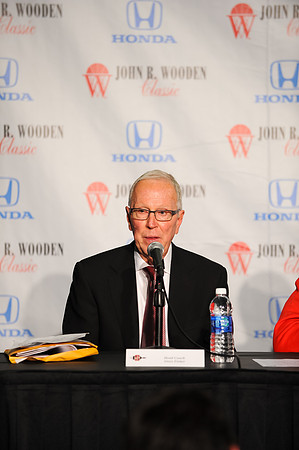 120112_HONDA_CENTER_0310