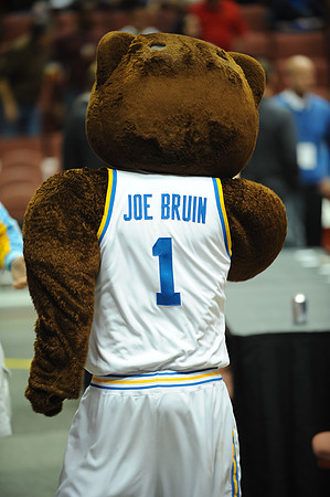 120112_HONDA_CENTER_0038