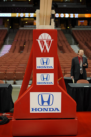 120112_HONDA_CENTER_0005