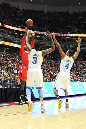 120112_HONDA_CENTER_0178