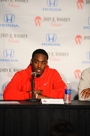 120112_HONDA_CENTER_0322
