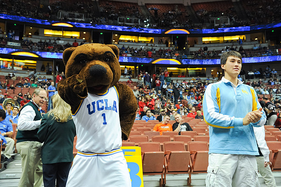 120112_HONDA_CENTER_0225
