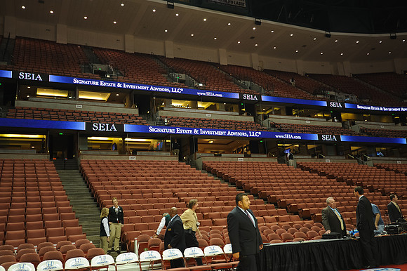 120112_HONDA_CENTER_0015