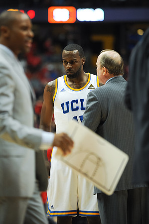 120112_HONDA_CENTER_0148