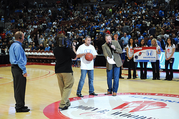 120112_HONDA_CENTER_0216
