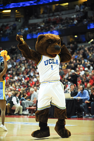 120112_HONDA_CENTER_0094