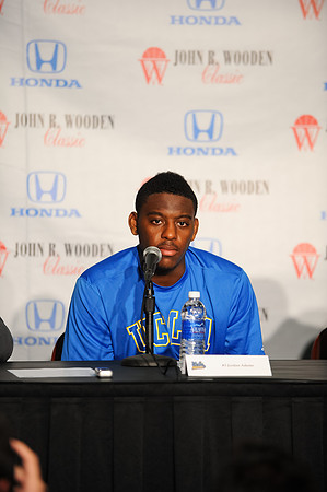 120112_HONDA_CENTER_0307