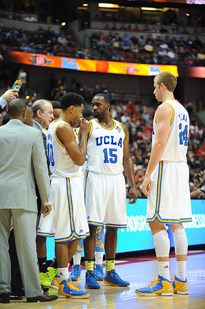 120112_HONDA_CENTER_0169