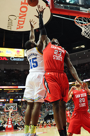 120112_HONDA_CENTER_0198