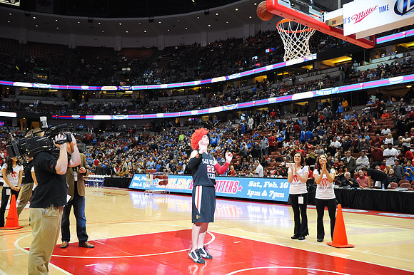 120112_HONDA_CENTER_0236