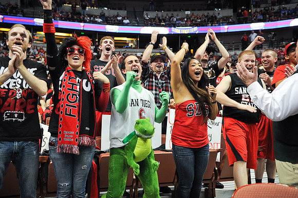120112_HONDA_CENTER_0232
