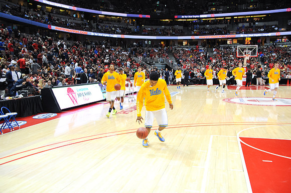 120112_HONDA_CENTER_0240