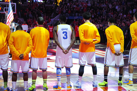 120112_HONDA_CENTER_0072