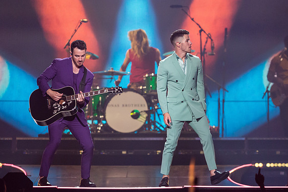 100619_HONDA_CENTER_0195