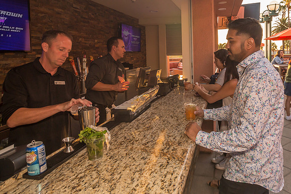 100619_HONDA_CENTER_0055