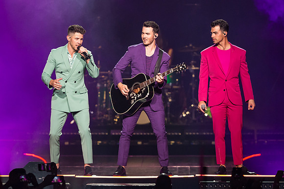 100619_HONDA_CENTER_0173