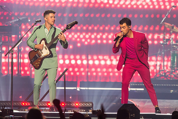 100619_HONDA_CENTER_0210