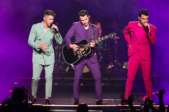 100619_HONDA_CENTER_0174