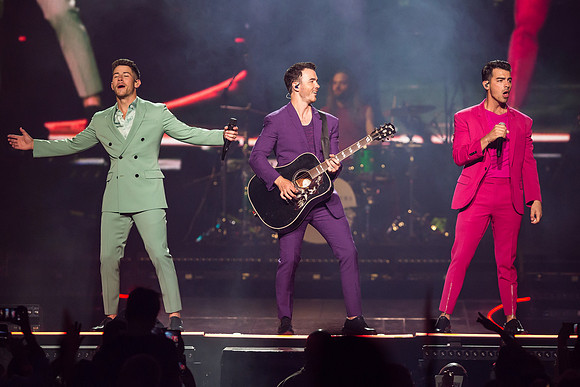 100619_HONDA_CENTER_0178