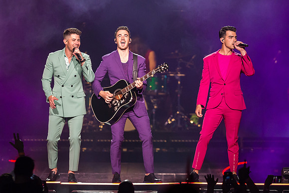 100619_HONDA_CENTER_0175