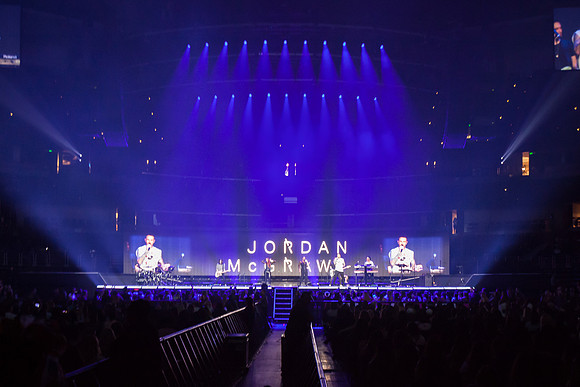 100619_HONDA_CENTER_0076