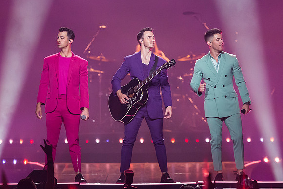 100619_HONDA_CENTER_0201