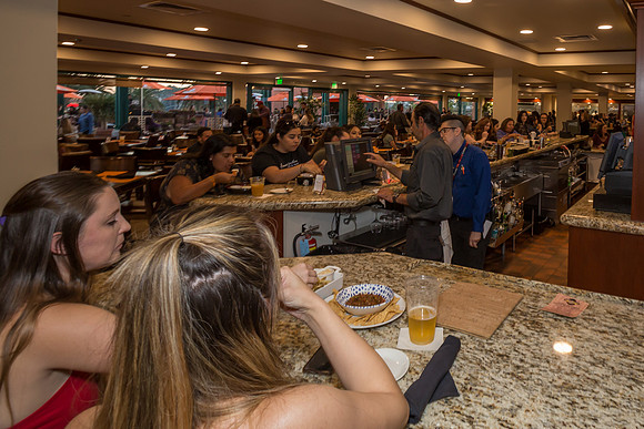 100619_HONDA_CENTER_0065