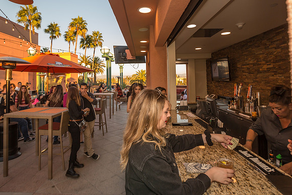 100619_HONDA_CENTER_0051