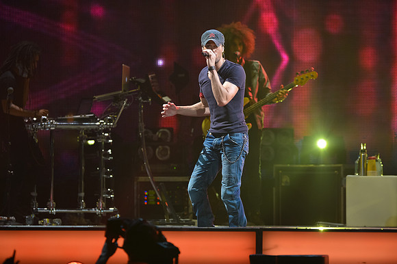 081112_HONDA_CENTER_0056