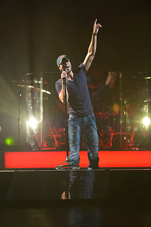 081112_HONDA_CENTER_0032