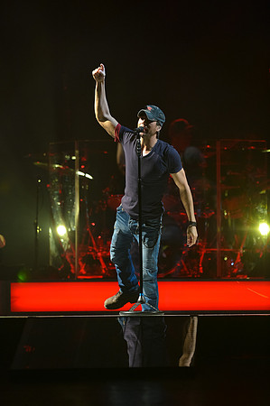 081112_HONDA_CENTER_0028