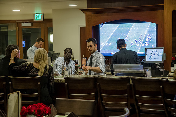 112413_HONDA_CENTER_9111
