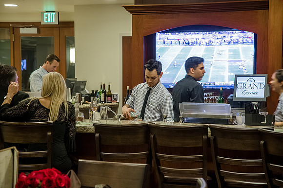 112413_HONDA_CENTER_9108