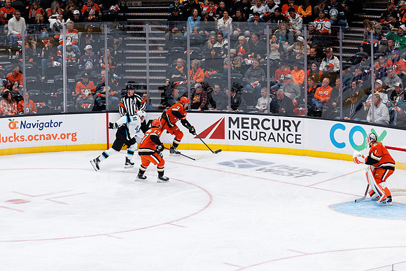 101624_ANAHEIM_DUCKS_0559