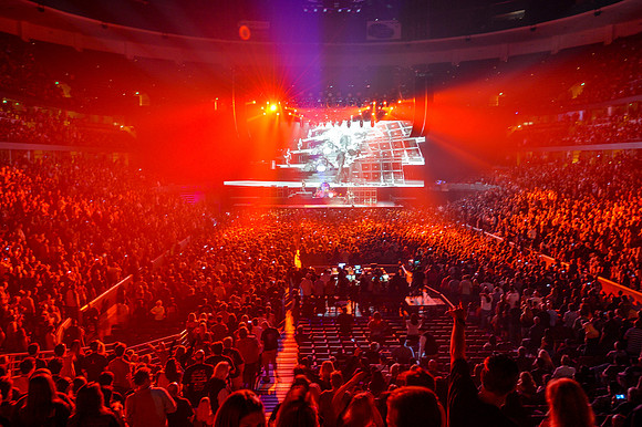 061212_HONDA_CENTER_0220