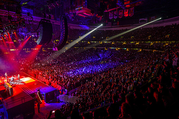 061212_HONDA_CENTER_0225