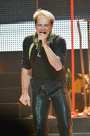 061212_HONDA_CENTER_0201